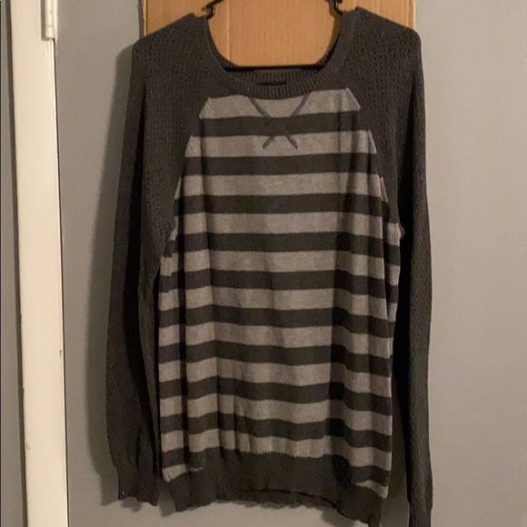 Rue21 Sweater - Picture 6 of 6